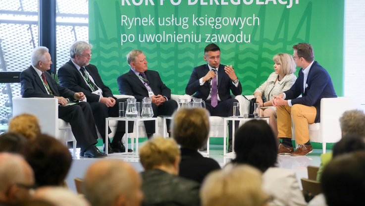 Rok po deregulacji. Rynek usług księgowych po uwolnieniu zawodu, fot. 4