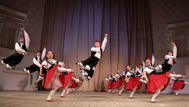Zachwycający Balet Igora Moisiejewa