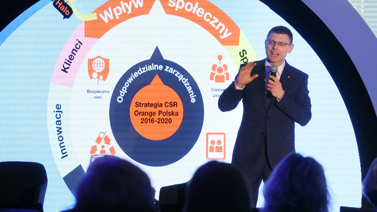 Konrad Ciesiołkiewicz, dyrektor komunikacji korporacyjnej i CSR, ORANGE Polska