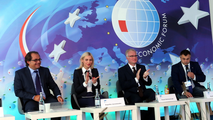 Debata programu Polska 3.0 na Forum Ekonomicznym w Krynicy, w której wziął udział minister M.Gróbarczyk oraz przedstawiciele Komisji Europejskiej i ONZ