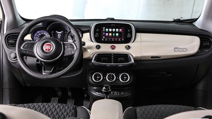 Nowy Fiat 500X - wnętrze (1)