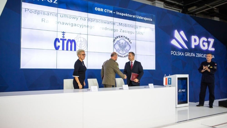 PGZ/Podpisanie umowy pomiędzy OB-R CTM S.A. oraz Inspektoratem Uzbrojenia