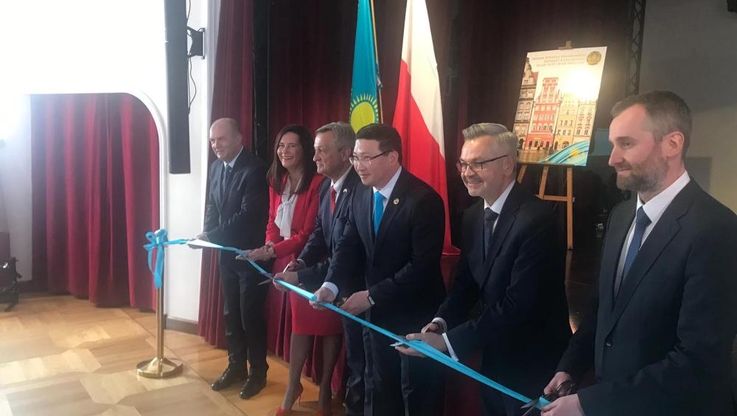 W Polsce otwarto Konsulat Honorowy Kazachstanu (1)