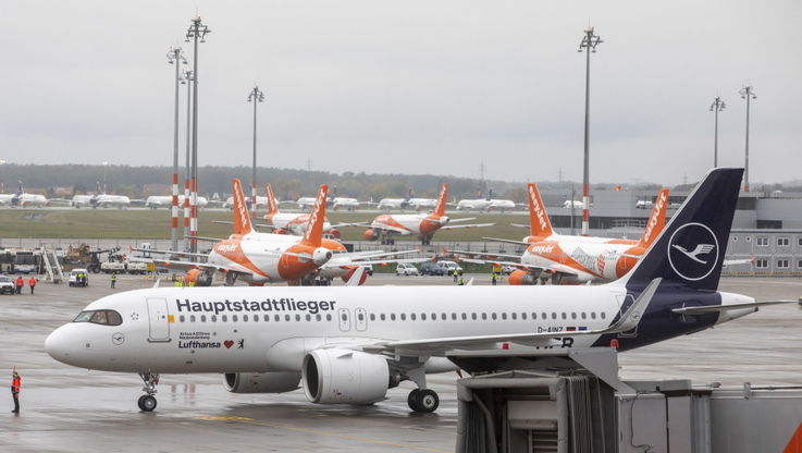 
								BER Berlin Brandenburg Airport Begins Operation
							