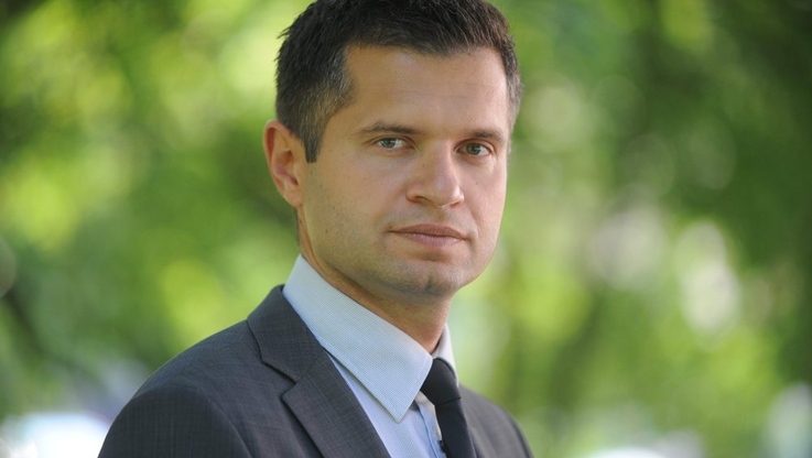 
								Piotr Bujak
							