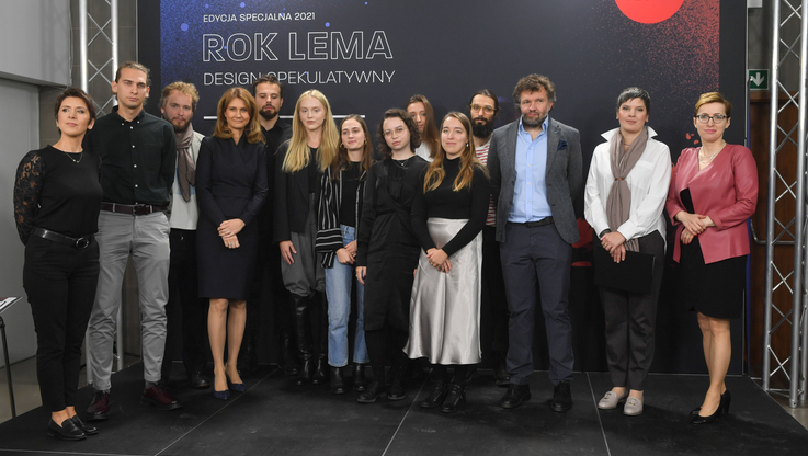 PAP/S.Leszczyński - laureaci i wręczający Young Design 2021 - Rok Lema