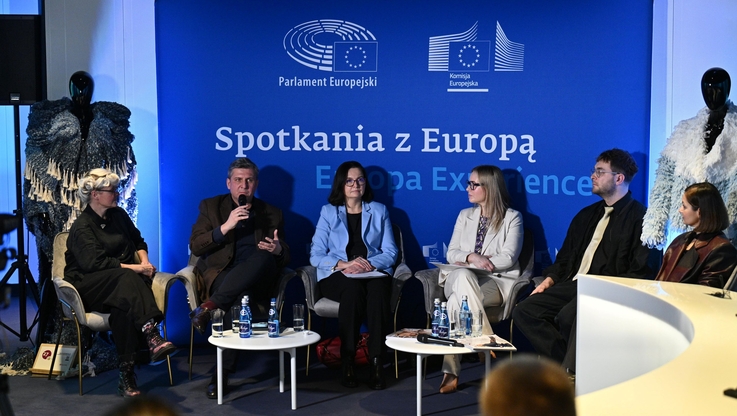 Fot. PAP/M.Kmieciński (2)