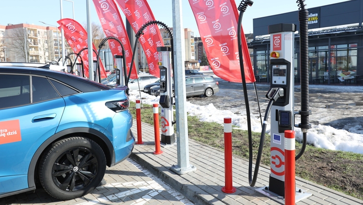 Fot. PAP/M. Moryl (2)