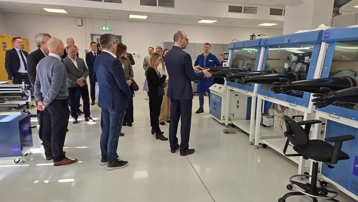 Centrum Łukasiewicz - laboratorium z linią pilotażową