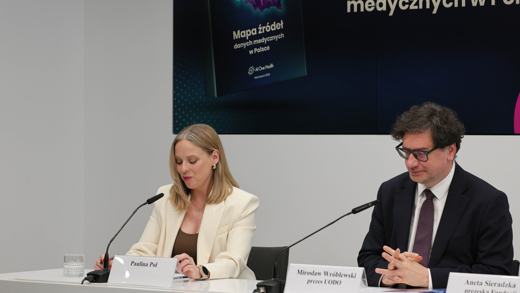 Fot. PAP/ R. Pietruszka (2)