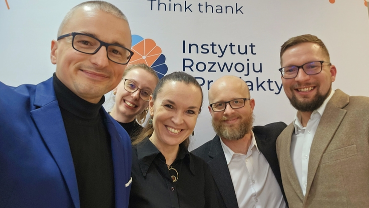 Fundacja Rozwoju Młodego Pokolenia (3)