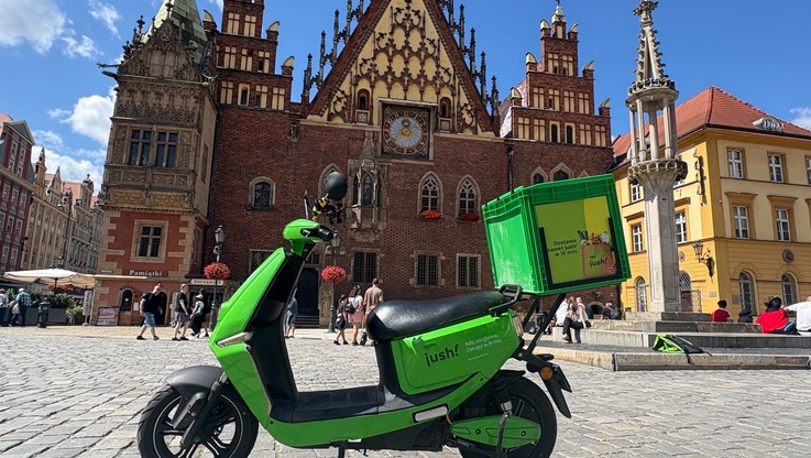 Żabka Jush (1)