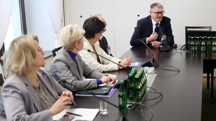 Fot. T. Paczos - Kancelaria Senatu, prof. P. Matras