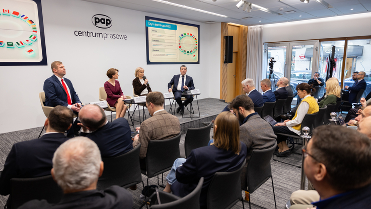 Instytut Sobieskiego (3)