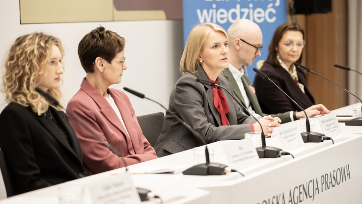 Krzysztof Ćwik/UMW (2)