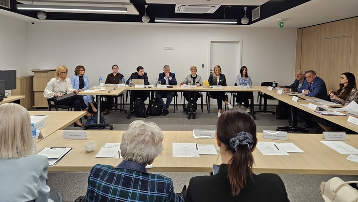 Instytut Rozwoju Spraw Społecznych (1)