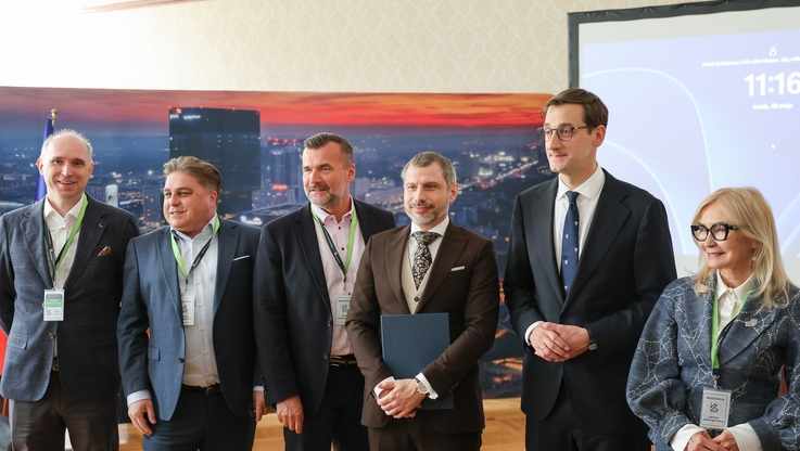 Sieć Badawcza Łukasiewicz/pr. Rektor Celina Olszak, prezes Hubert Cichocki, dyrektor Jan Kozak (4)