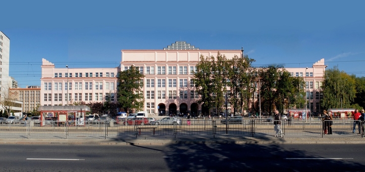 Budynek główny Szkoły Głównej Handlowej w Warszawie
