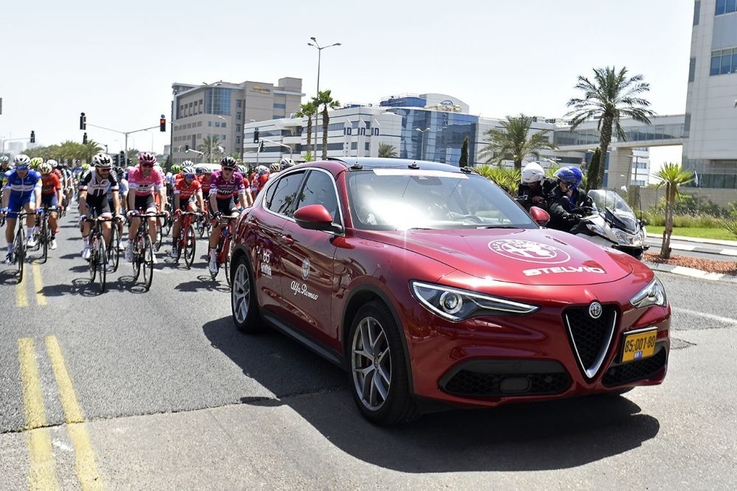 Alfa Romeo na Giro d'Italia 2018 Fot. 2