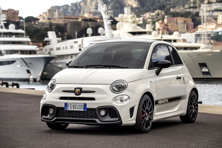 W Hiszpanii Abarth 595 po raz czwarty zdobył tytuł w Best Cars Awards 2019