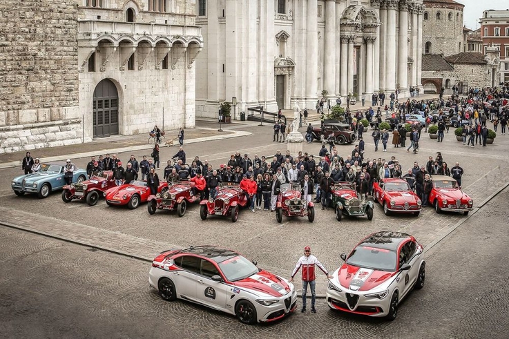 Nowa Giulia i Stelvio Quadrifoglio serii specjalnej Alfa Romeo Racing i Antonio Giovinazzi na 1000 Miglia 2019