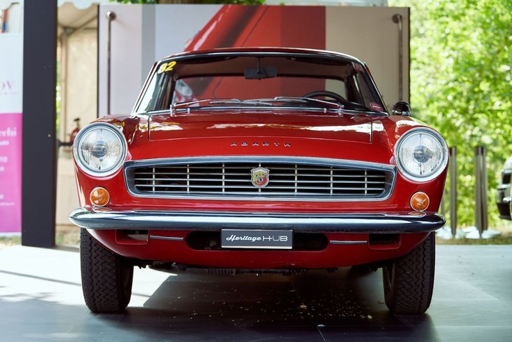 FCA Polska/Abarth 2400 coupé (1964)