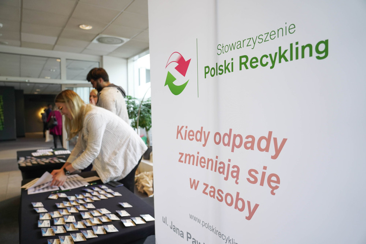 Stowarzyszenie „Polski Recykling” (1)