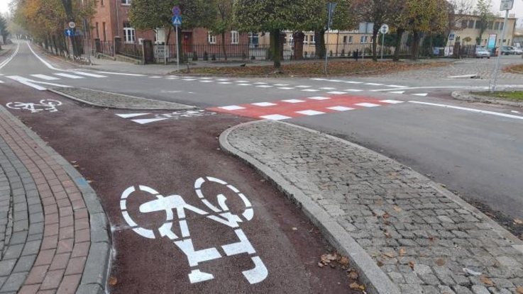 Ścieżki w ścisłym centrum Pleszewa już w najbliższych dniach zostaną oddane do użytku; Fot. UMiG w Pleszew