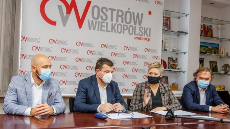 130 tysięcy dla ostrowskiego szpitala; Fot. UM Ostrów Wielkopolski