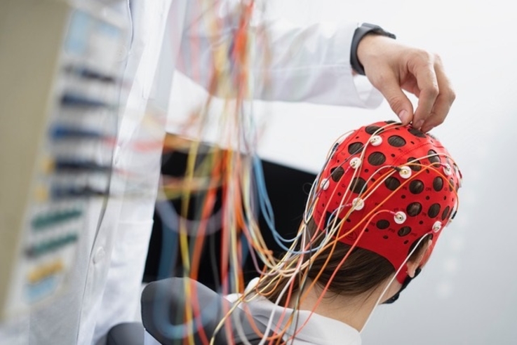 Centrum Terapii Padaczki Neurosphera - Badanie EEG (ocena czynności bioelektrycznej mózgu)