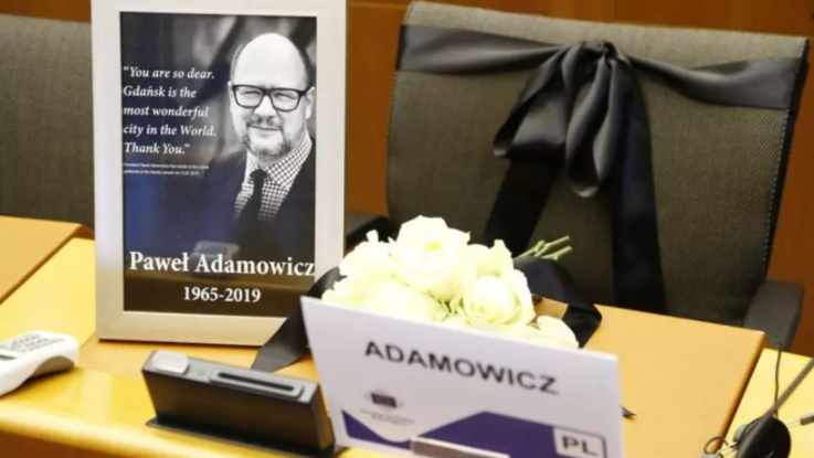 Upamiętnienie prezydenta Gdańska Pawła Adamowicza w sali obrad Komitetu Regionów; fot. Patrick Mascart/European Union
