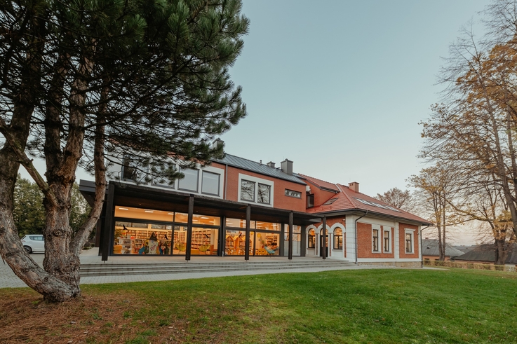 Biblioteka Publiczna im. Wiktora Bazielicha w Starym Sączu 