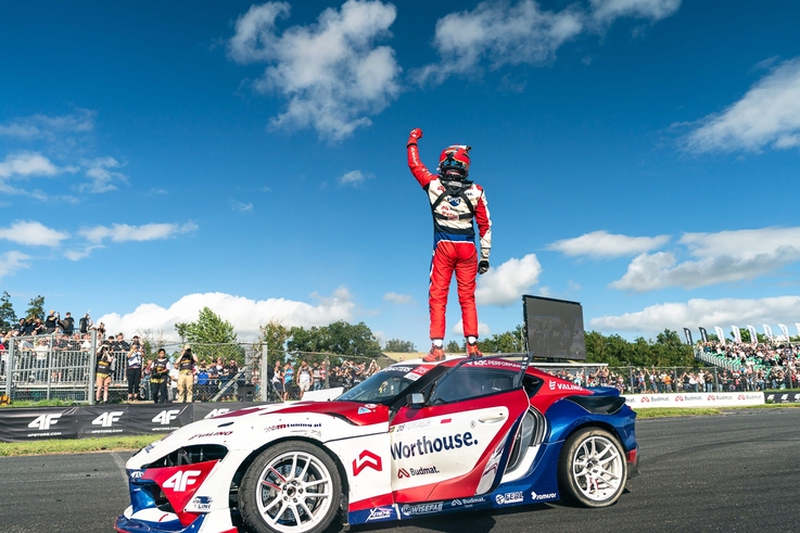 Drift Masters 2026: Polak o krok od fotela lidera.