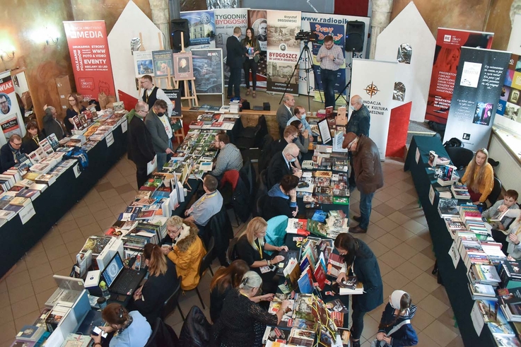 Fundacja „Będziem Polakami"