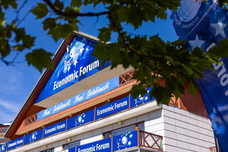 Fundacja Instytut Studiów Wschodnich (1)