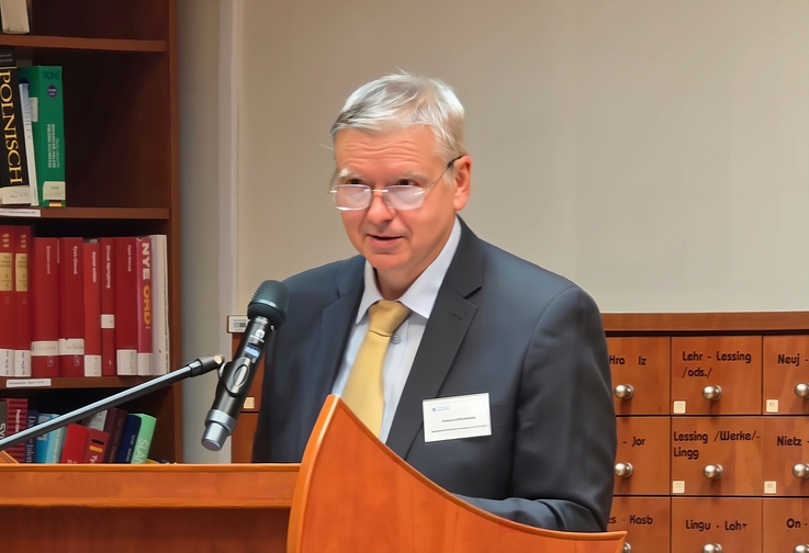 Uniwersytet Wrocławski - Andrzej Majewski - Inicjator i Przewodniczący Kapituły I Międzynarodowej Konferencji Aforystycznej