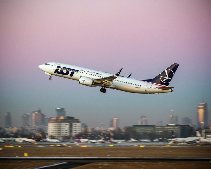Polskie Porty Lotnicze (1)
