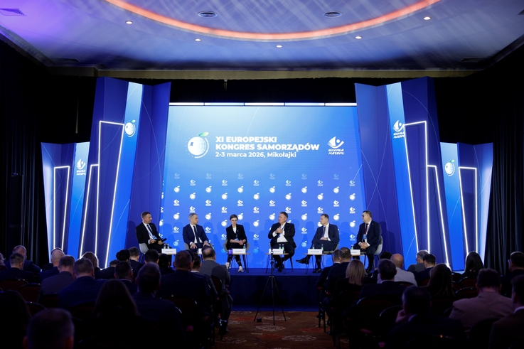 Fundacja Instytut Studiów Wschodnich (1)