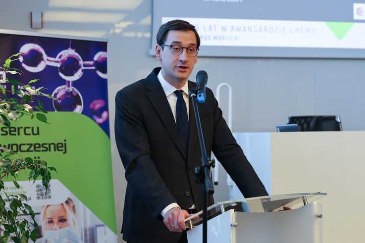 Archiwum Centrum Łukasiewicz (1)